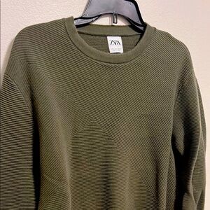 Zara Green Crewneck Knit Sweater